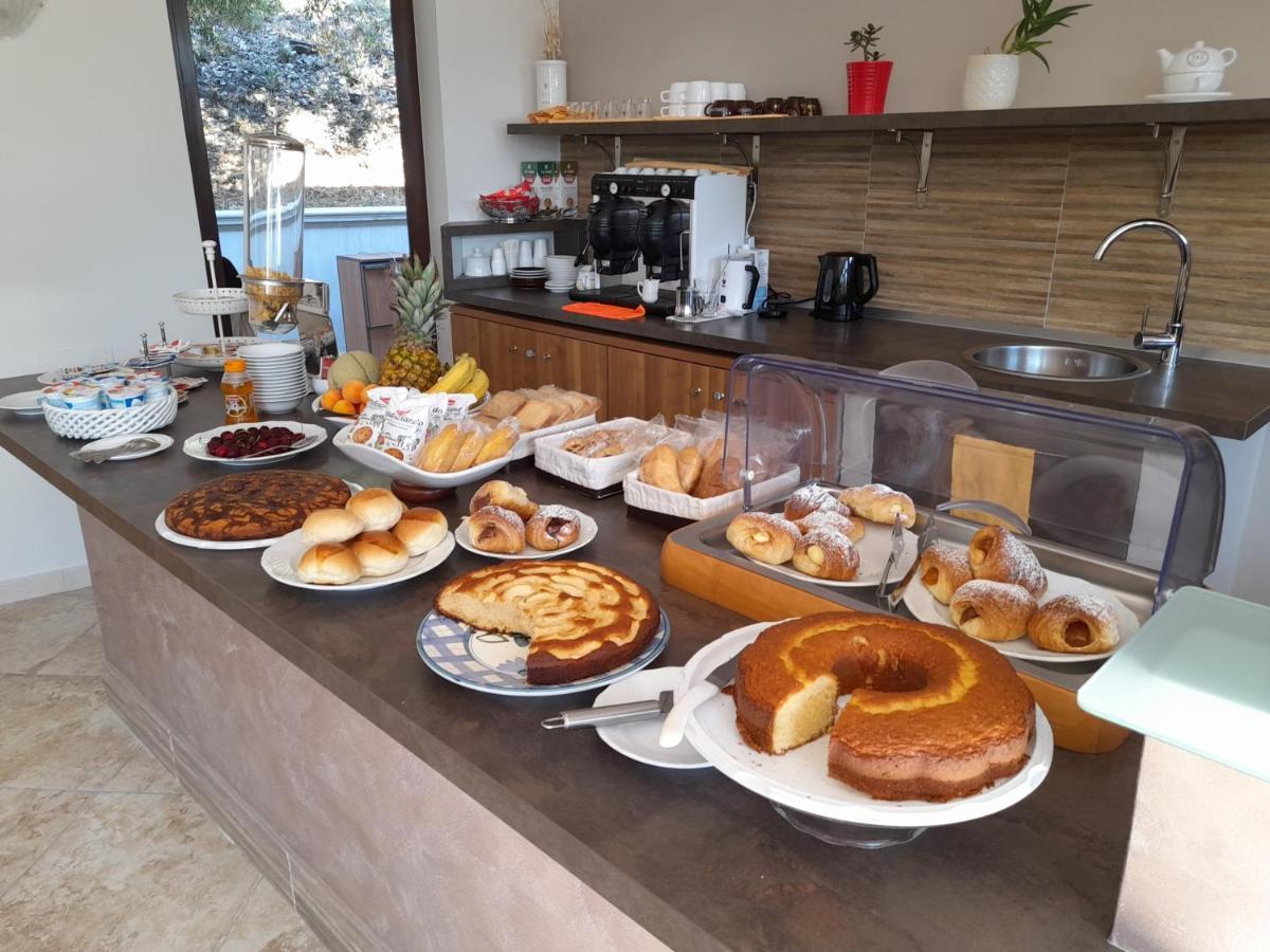 B&B Il Giardino Di Zefiro Gioiosa Marea Dış mekan fotoğraf